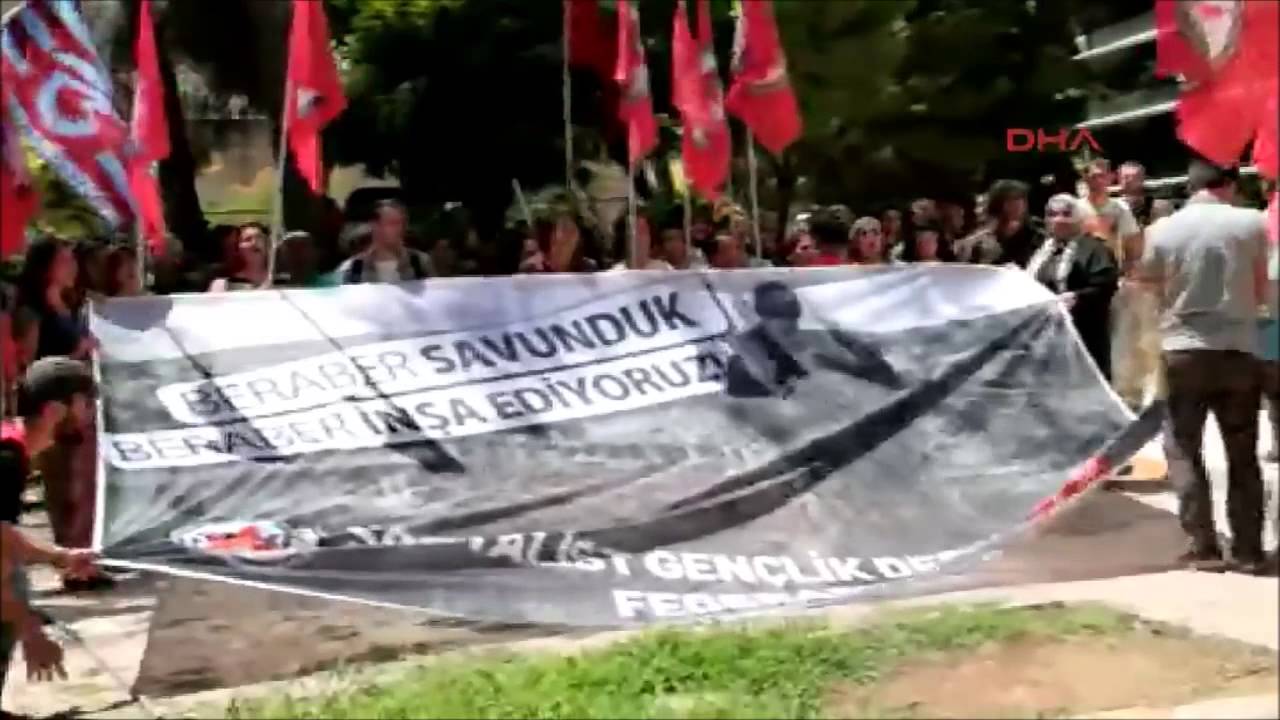 Şanlıurfa-Suruç’ta Sosyalist Gençlere Yönelik Gerçekleştirilen Katliamı Lanetliyoruz.