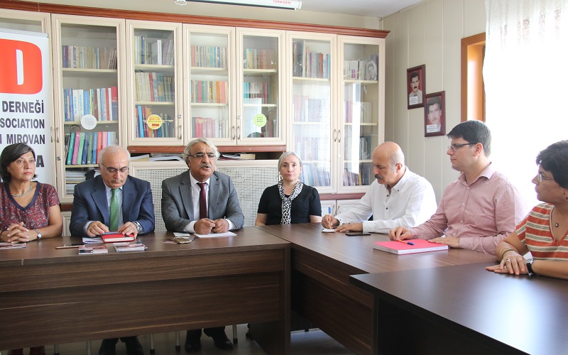 HDP Heyeti'nin İHD Ziyareti