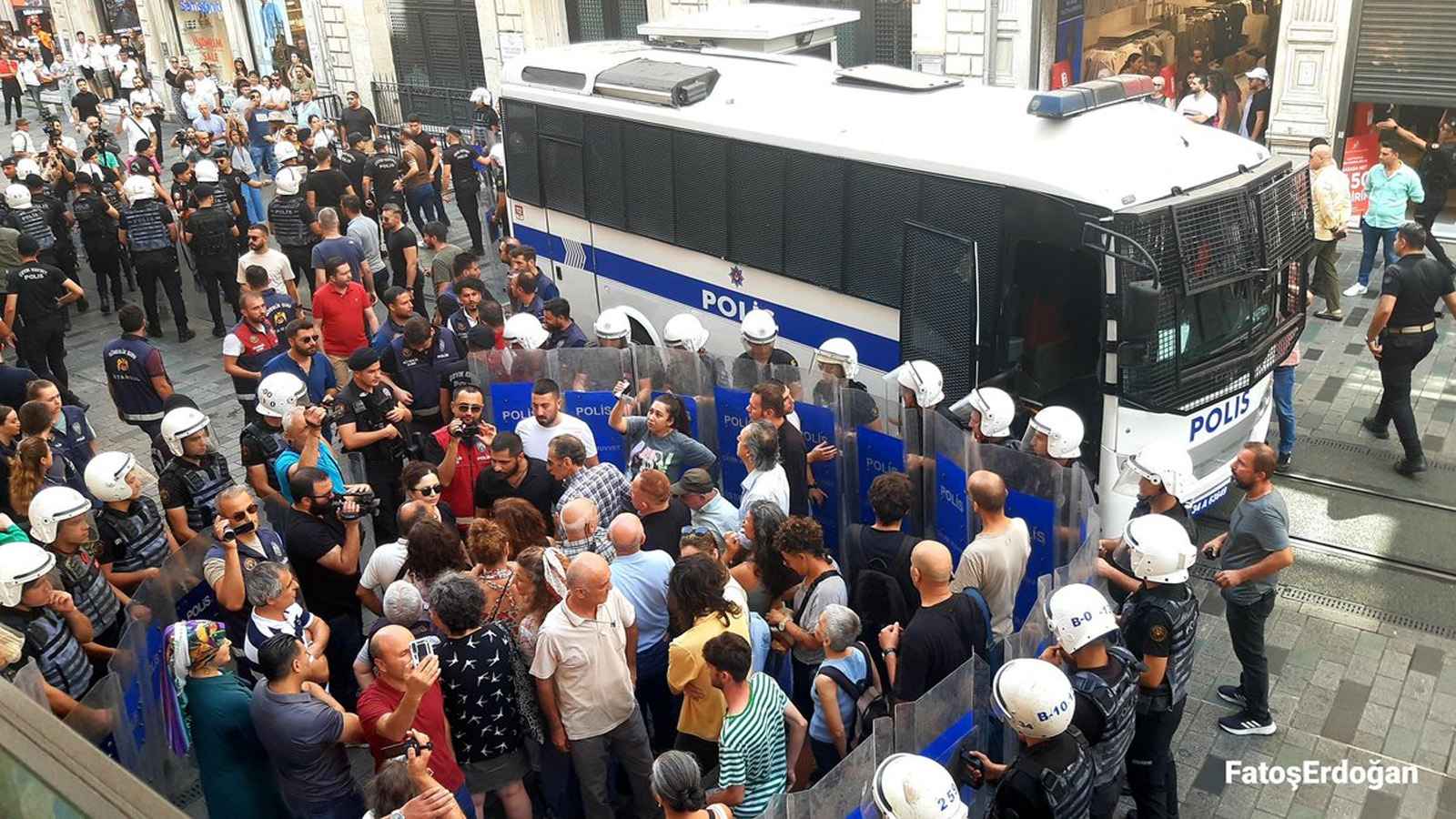 Cumartesi Anneleri: Türkiye’nin Anayasal Normlarına ve Uluslararası Hukuk Kurallarına Dayanan Meşru Taleplerimizde Israr Edeceğiz!