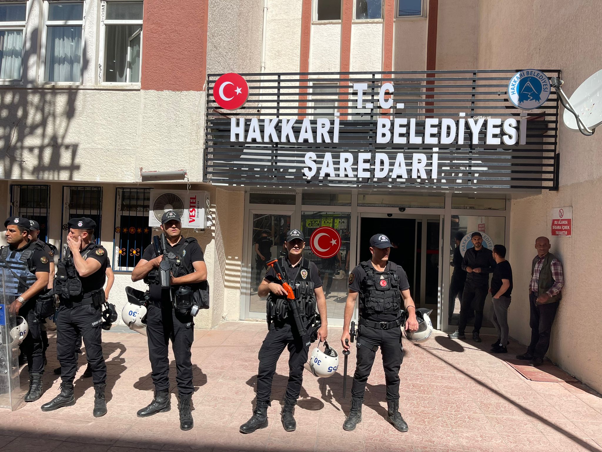 Kayyım Hukuksuzluğuna Son Verilsin, Halk İradesine Saygı Gösterilsin!