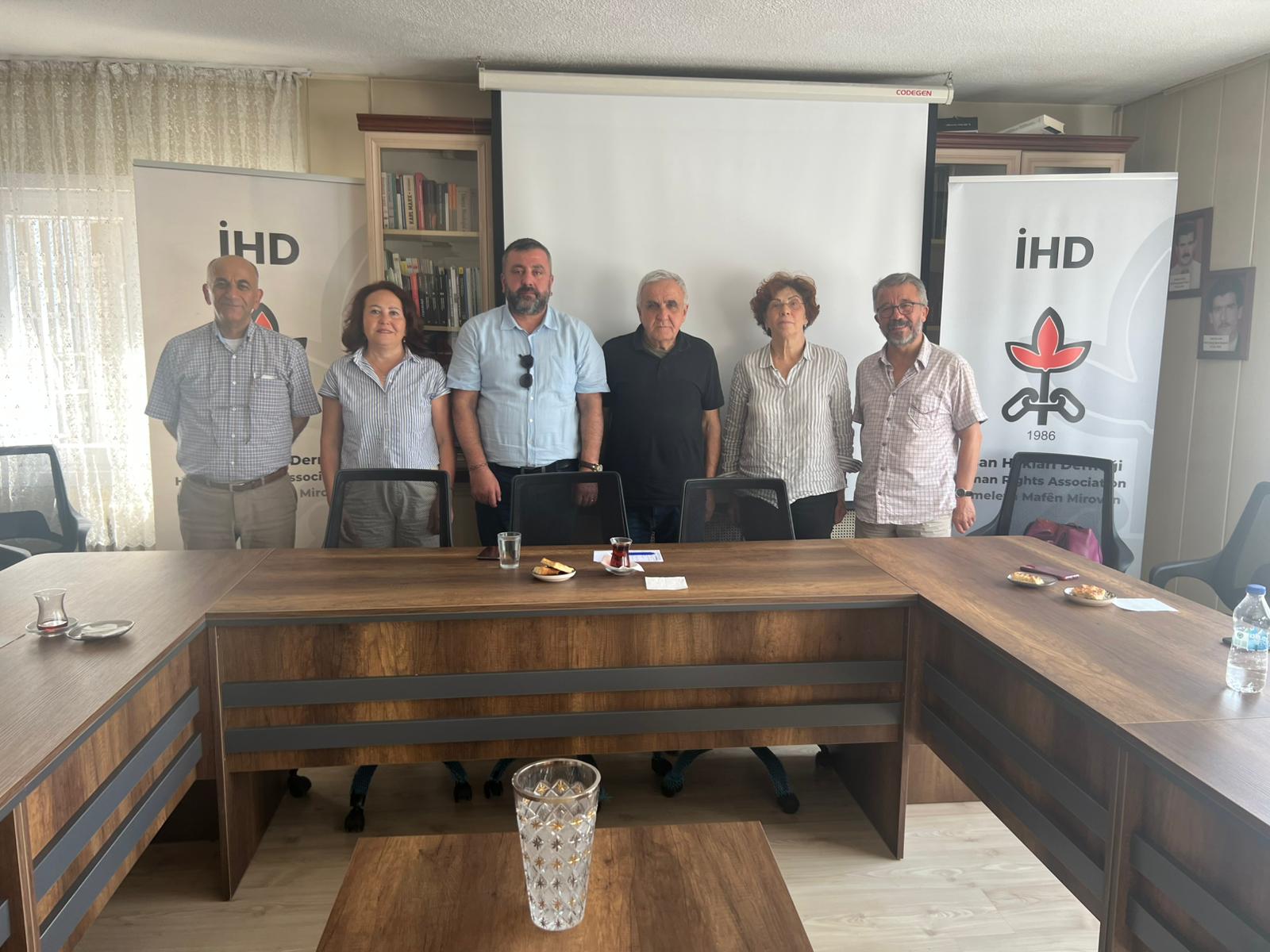 Demokrasi için Birlik Platformun Ziyareti